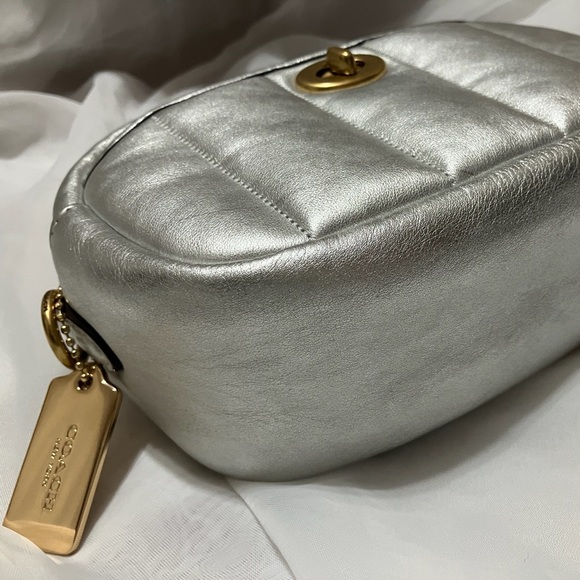 Coach Quilted Camera Bag - Picture 8 of 12